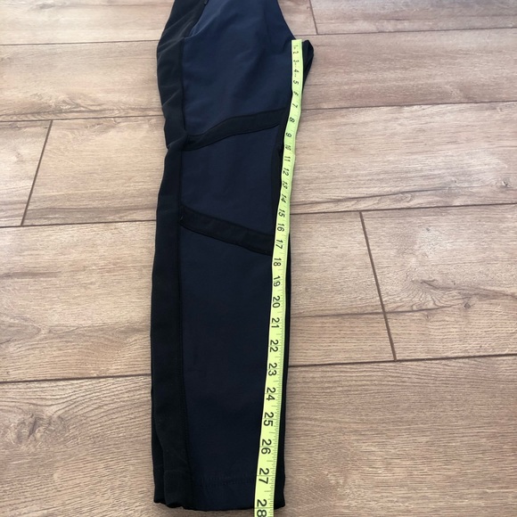 ATHLETA highline hybrid summiter tight 2 - Picture 13 of 14